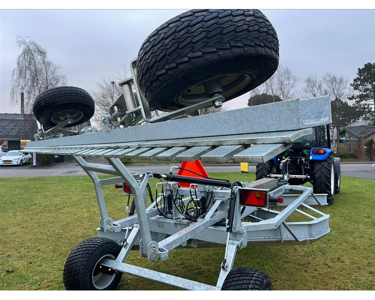 Anker Bjerre Høvlen B-240-HY Inkl. hydraulisk efterrive