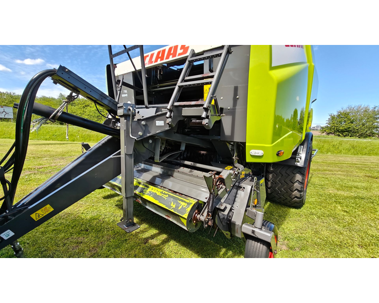 CLAAS Rollant 455 UNIWRAP