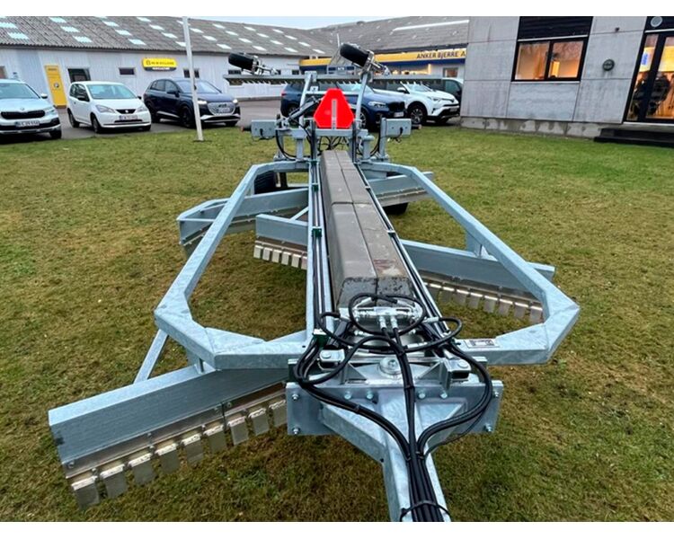 Anker Bjerre Høvlen B-240-HY m. svingbart træk