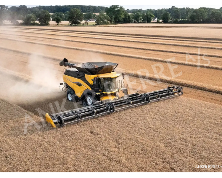 Plakat New Holland CR11 Mejetærsker | Anker Bjerre A/S