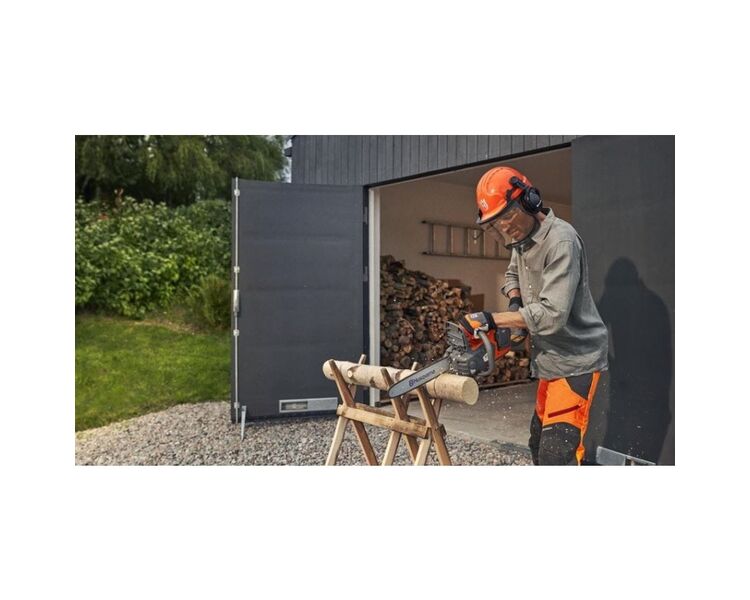 Husqvarna 225I motorsav m/ batteri og lader