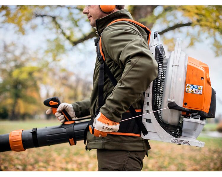 Stihl BR 800 C-E rygbåret løvblæser inkl. styr