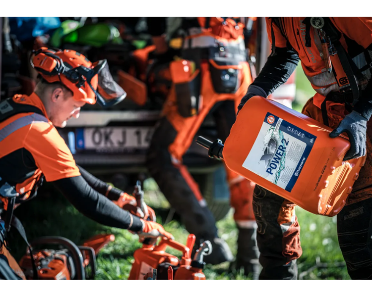 Husqvarna XP® Power 2-takts akylatbenzin - 25L | Anker Bjerre A/S