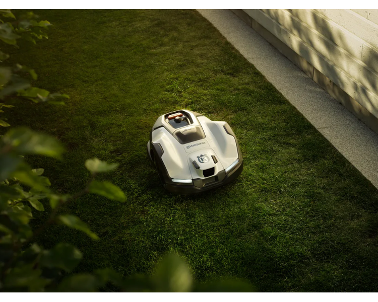 Husqvarna Automower® 410VE NERA | Anker Bjerre A/S