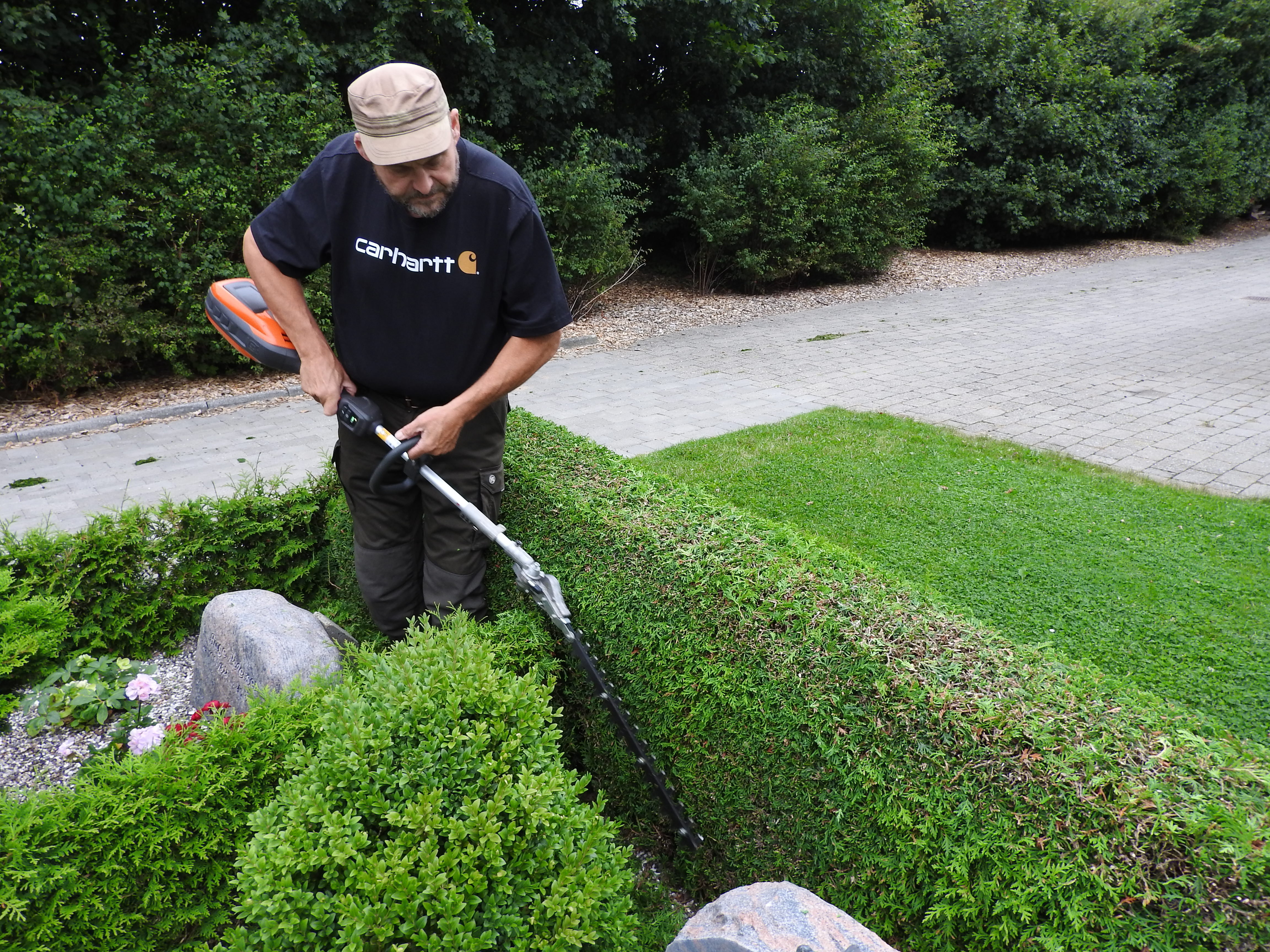 Ramme Kirke om Husqvarna maskiner forhandlet hos Anker Bjerre A/S