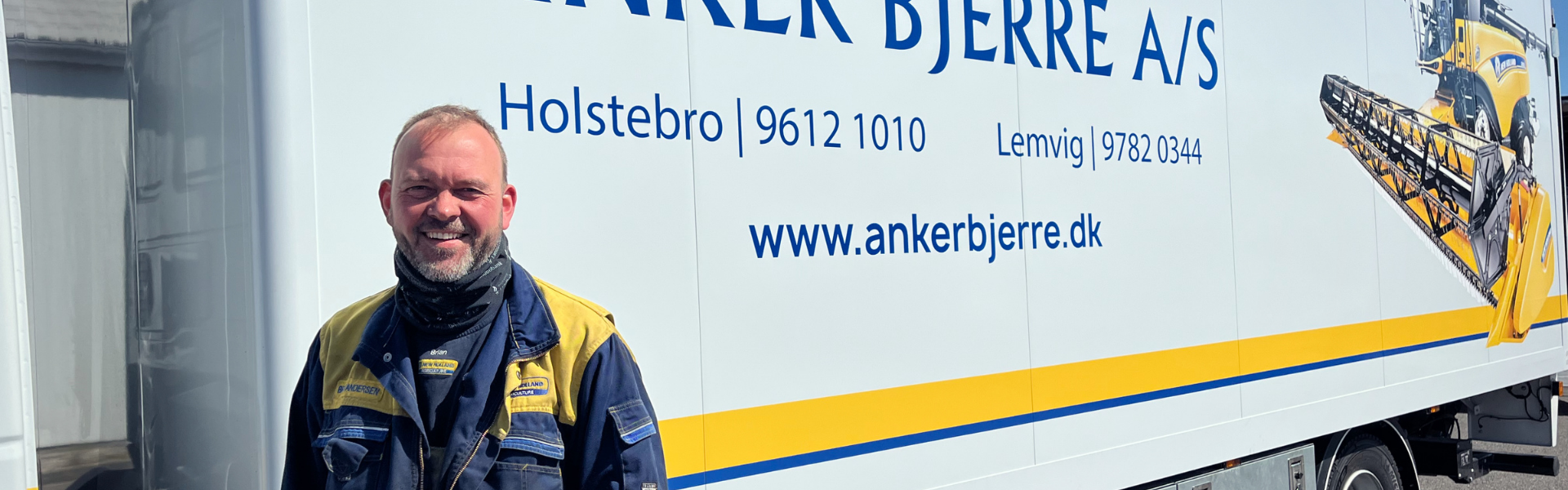 Vinterservice af høstmaskiner hos Anker Bjerre A/S