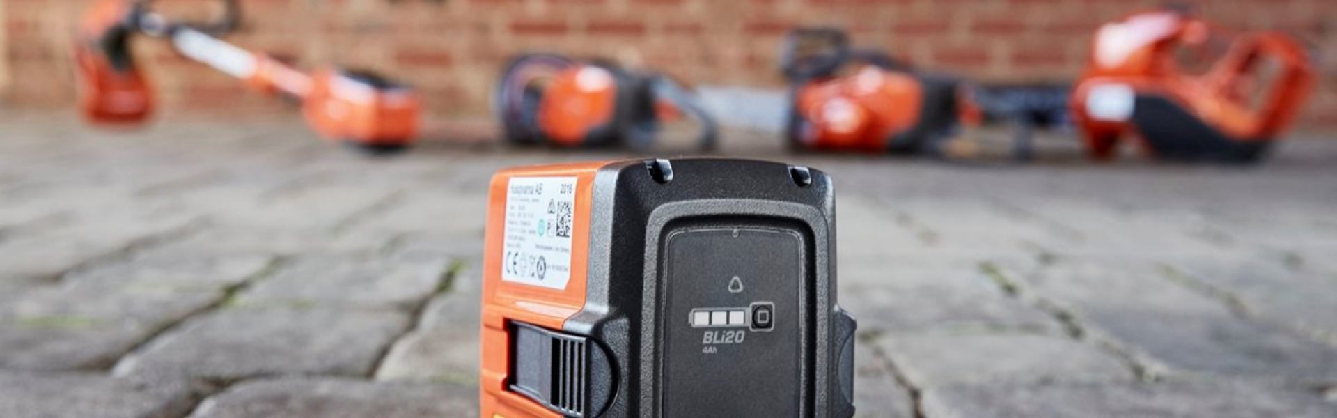 Husqvarna batteriserie - Anker Bjerre A/S