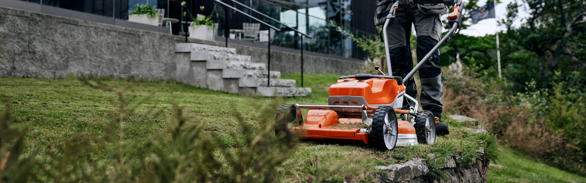 Husqvarna plæneklipper - Anker Bjerre A/S