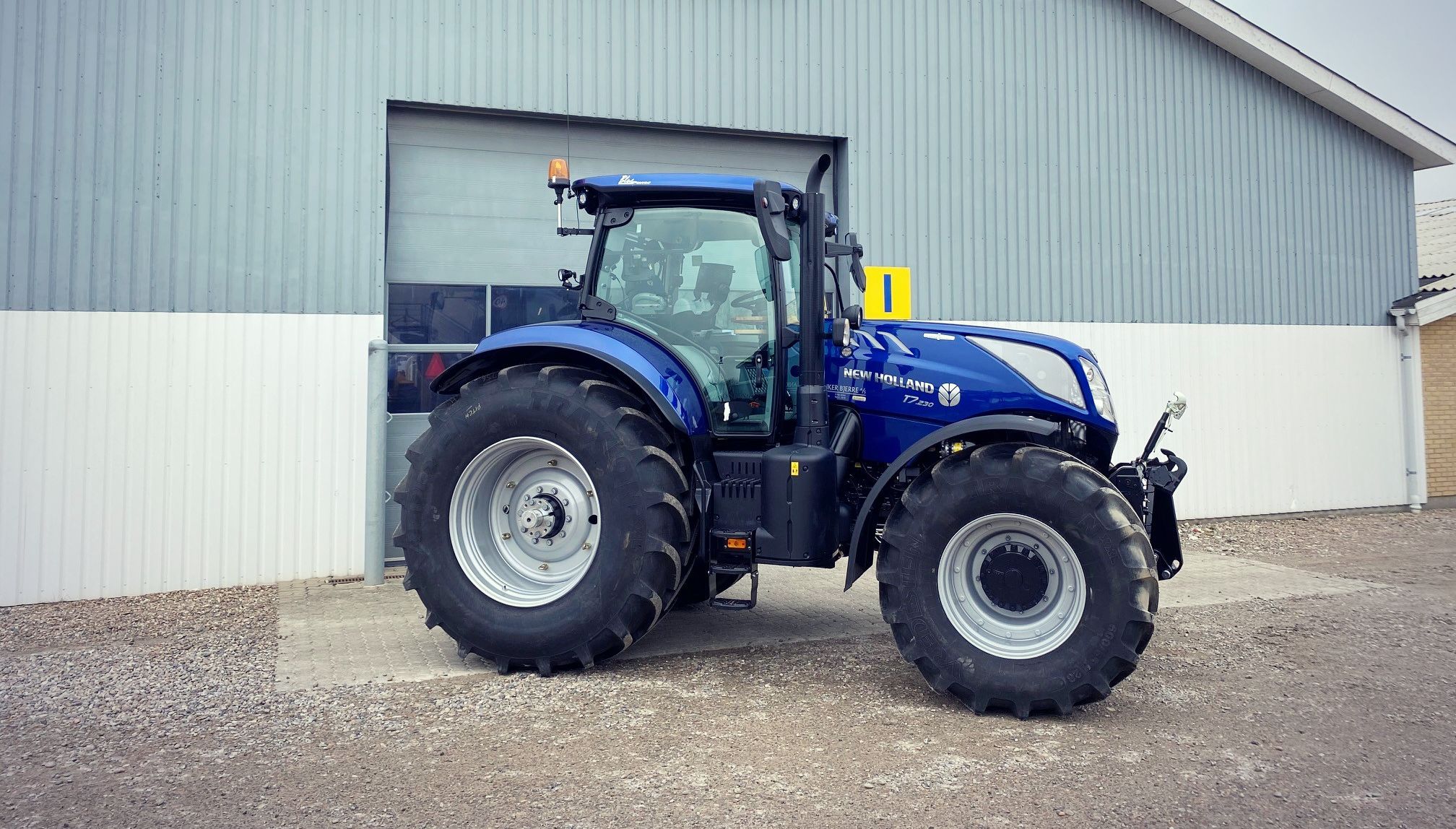 New Holland T7.230 traktor - Anker Bjerre A/S